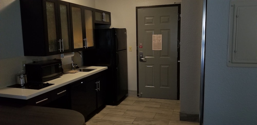 Candlewood Suites Knoxville Airport-Alcoa 31/73