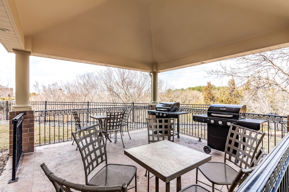 Candlewood Suites Lincoln 27/42
