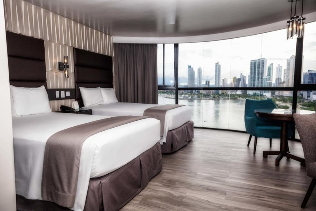 Plaza Paitilla Inn Hotel 13/50