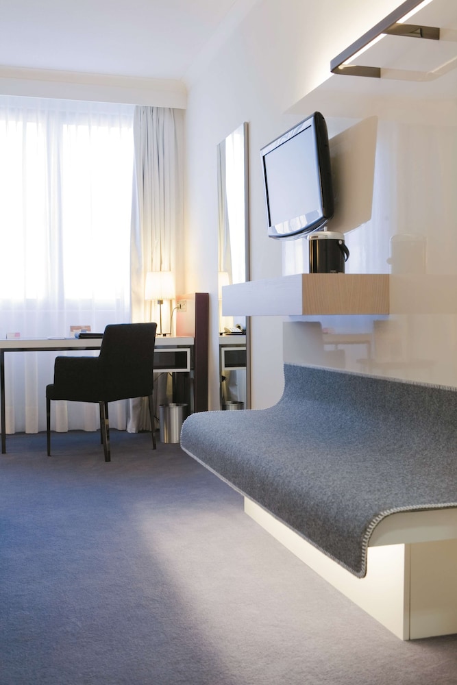 Radisson Blu Waterfront Hotel, Jersey 47/57