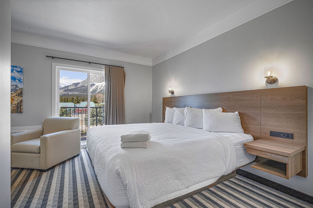 Northwinds Hotel Canmore 20/47