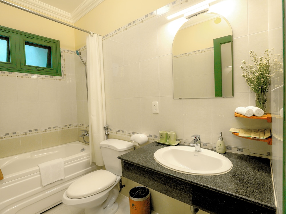 Phuong Nam Resort 46/50