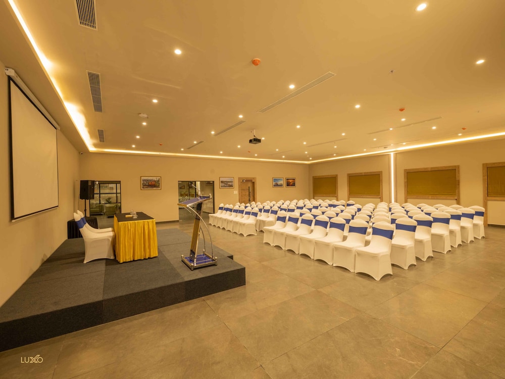 Luxo Kochi 14/34