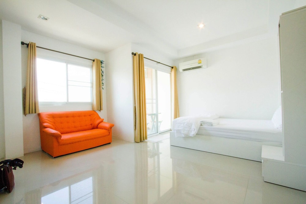 Lotus Suite Hua Hin 41/68