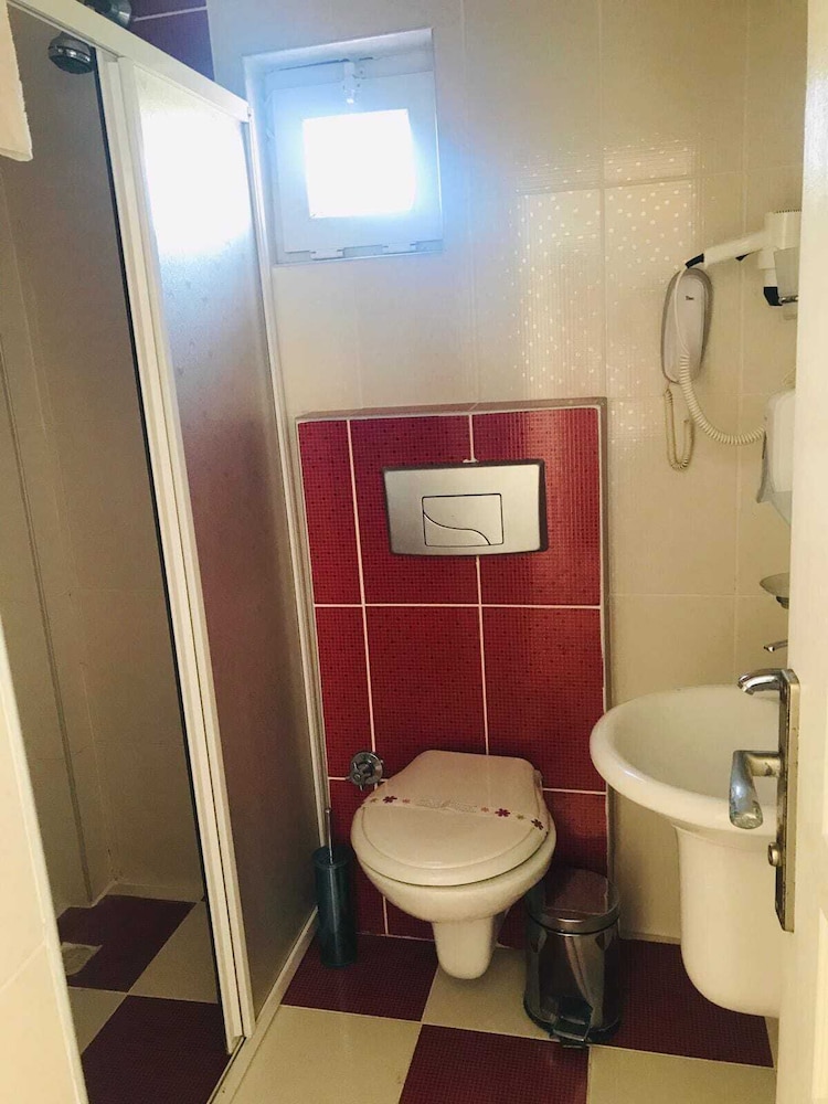 Hotel Boss 2 31/34