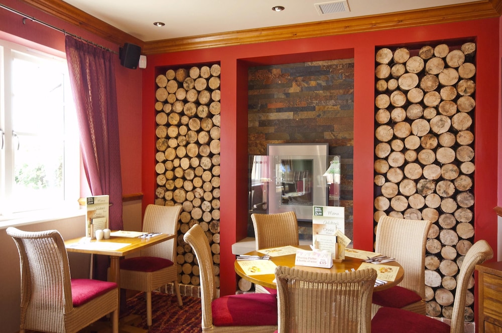Premier Inn Edinburgh A7 (Dalkeith) 36/56