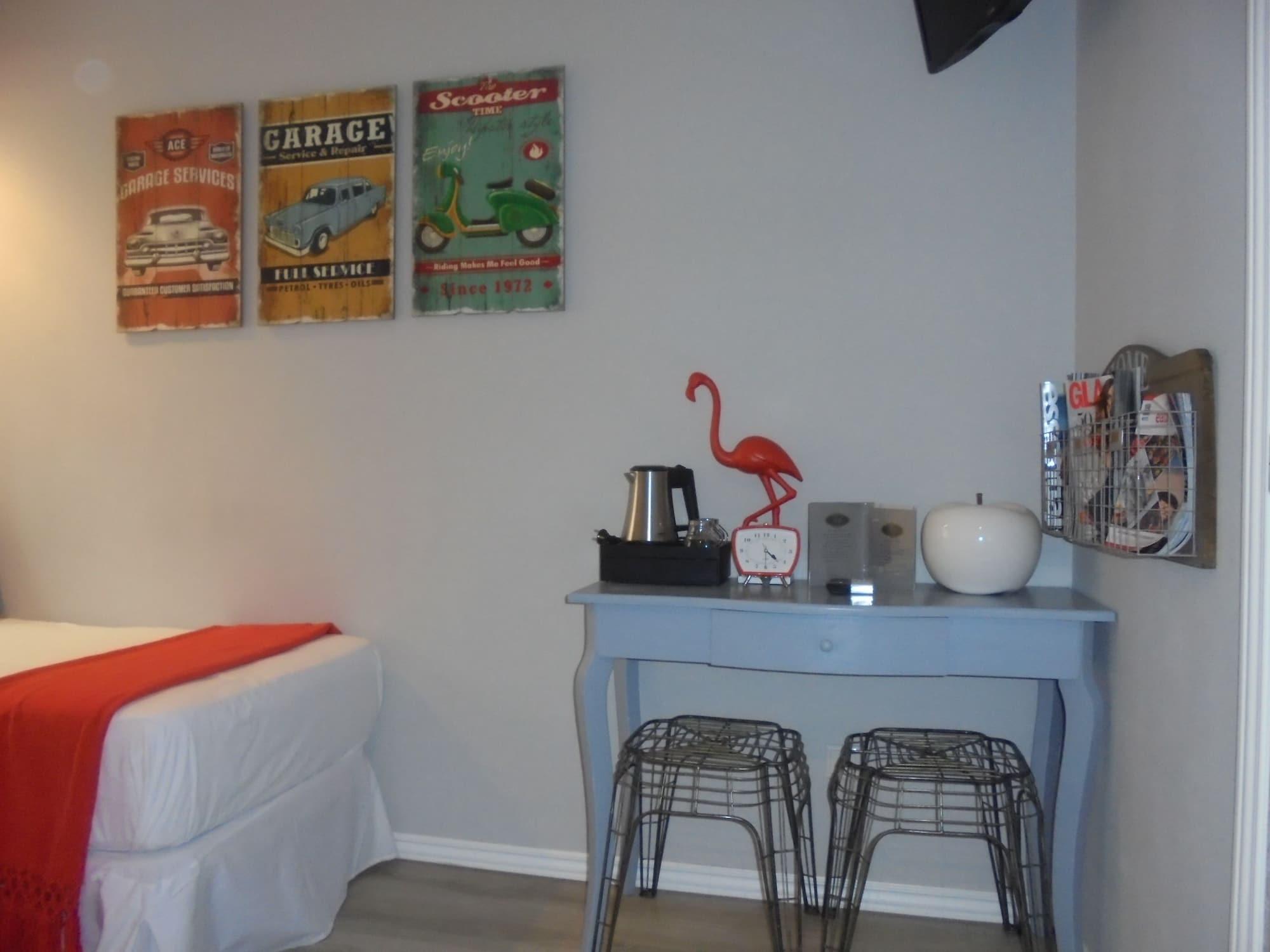 Hostal Tak 12/54