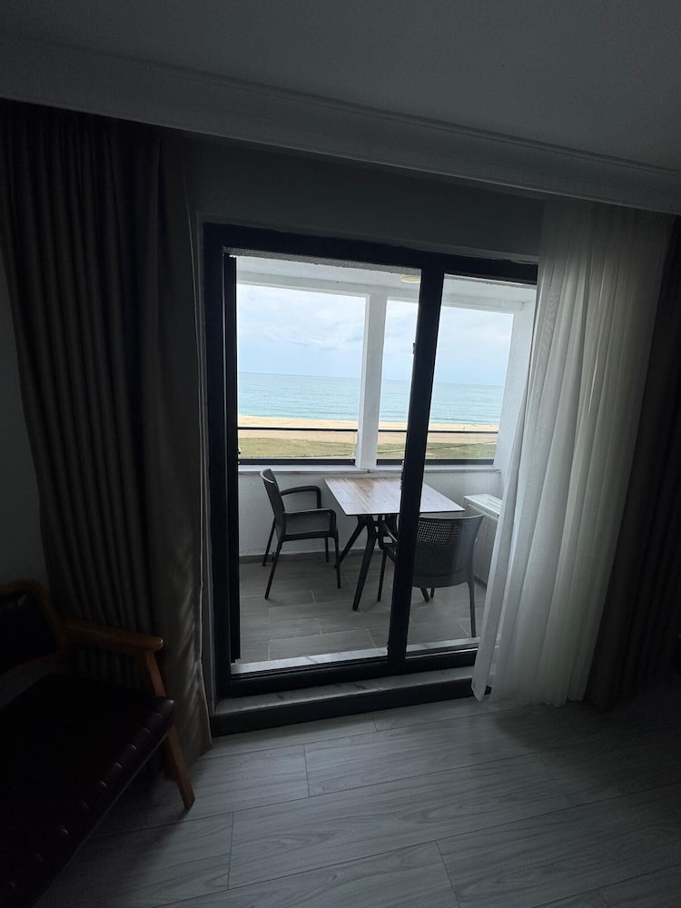 Airport Kumsal Otel 32/59