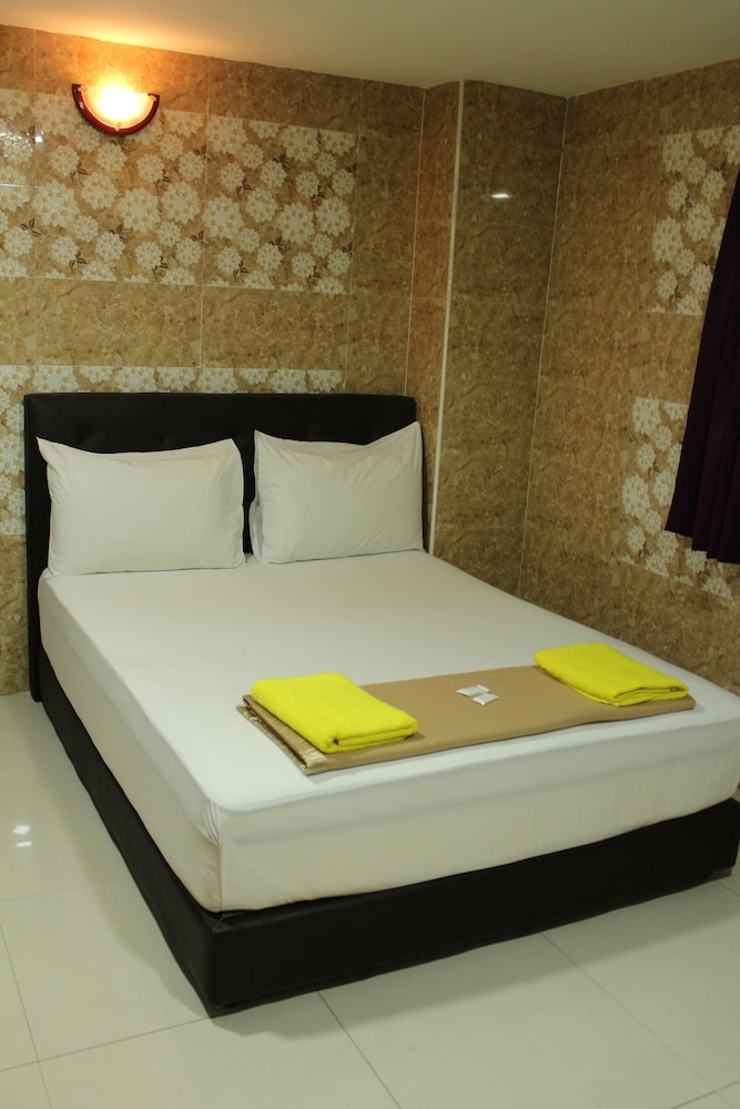 New Wave Hotel Melawati 32/50