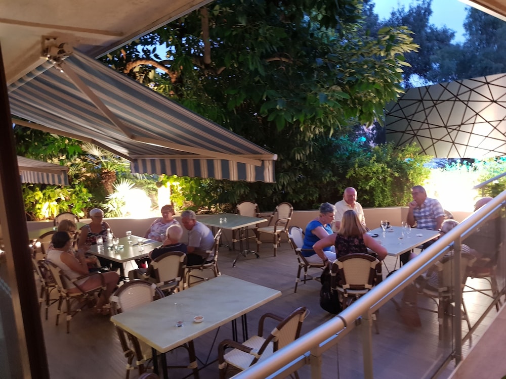 Hotel Castel Vecchio 32/67