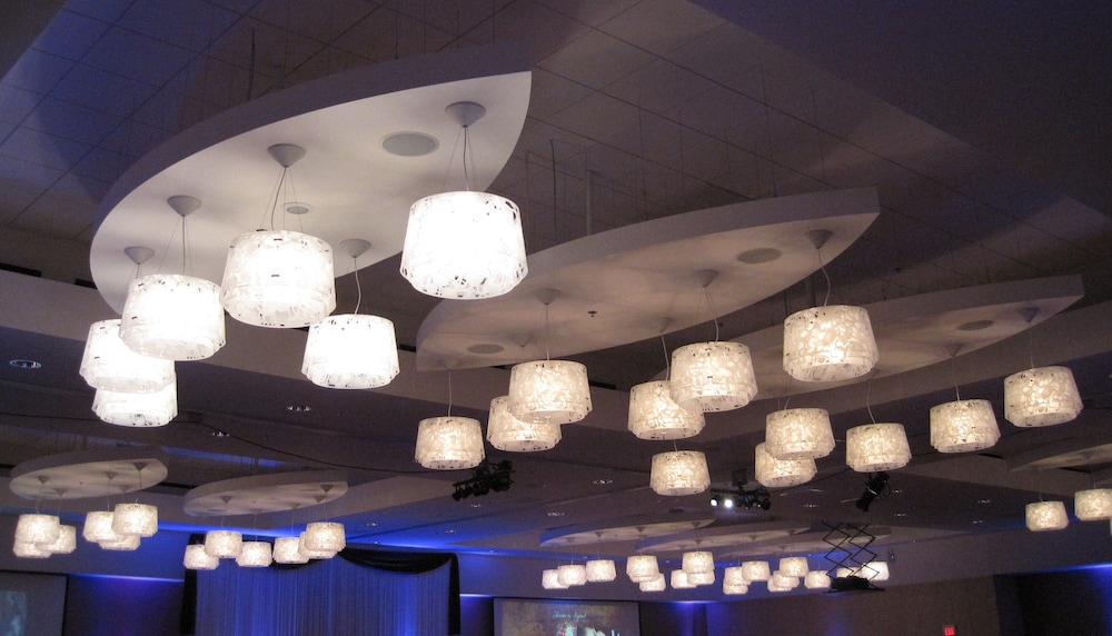I Hotel And Conference Center 24/37