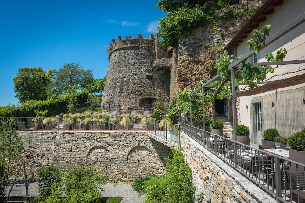 Relais San Vigilio Al Castello 44/50