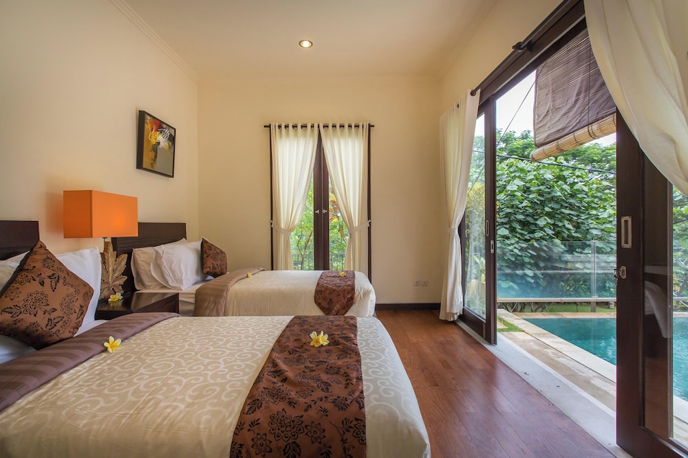 The Reika Villa 26/69
