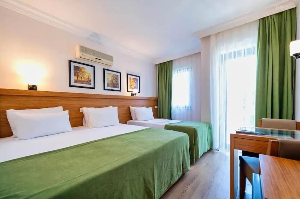 Qualia Park Hotel 15/50