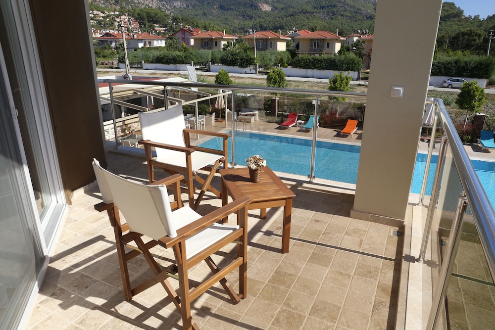 Gocek Naz Hotel 46/68