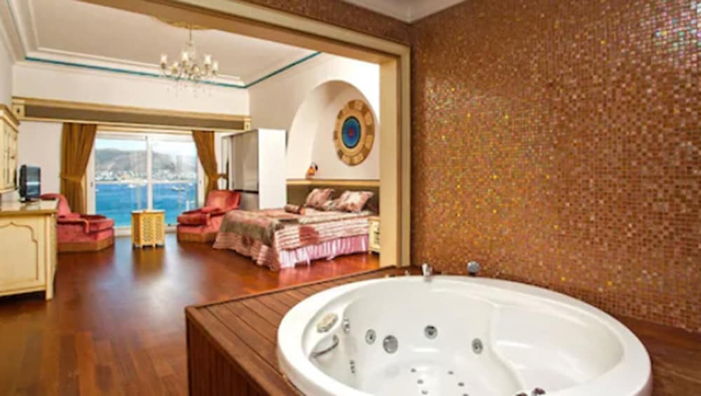 Salmakis Resort and Spa 50/72