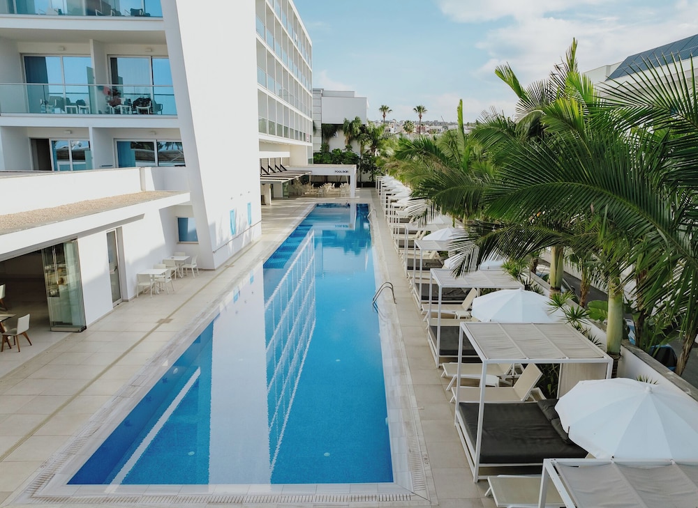 Tasia Maris Seasons Hotel (Adults only) 102/105