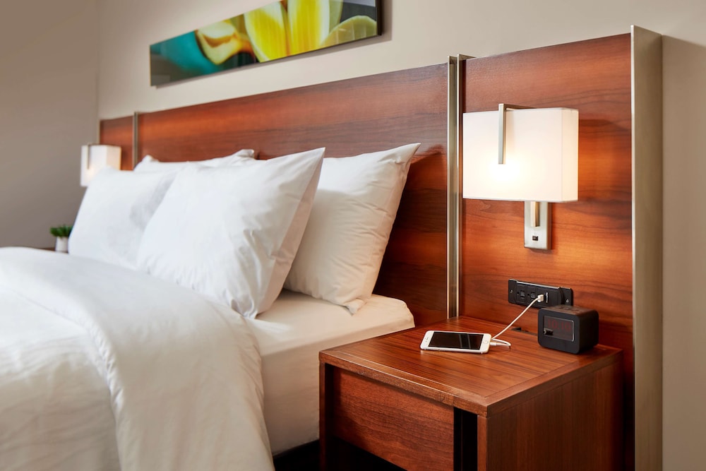Hilton Garden Inn Waikiki Beach 21/68