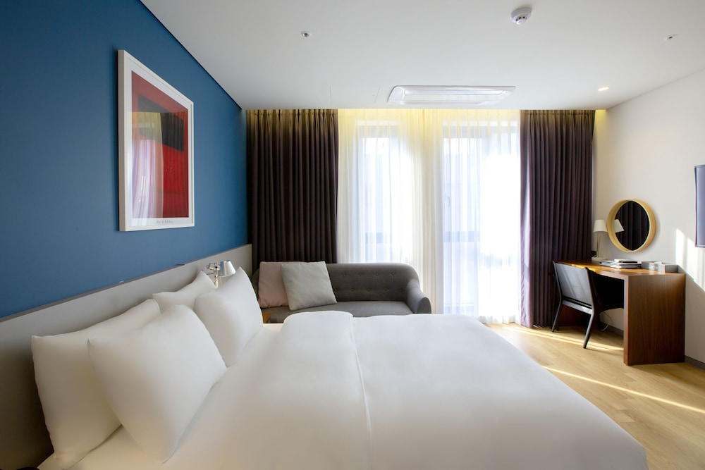 Hotel Arte 12/56