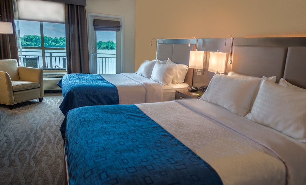 Holiday Inn Owensboro Riverfront 27/75