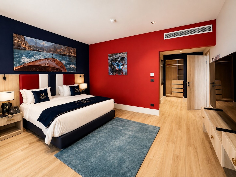 Monaco, Villa, 1 Queen and 4 Single Beds, Private Pool, M Hotels at Porto Marina 2/5