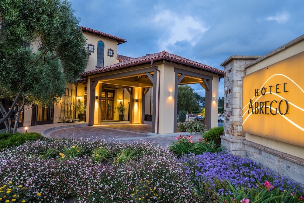 Hotel Abrego 4/34