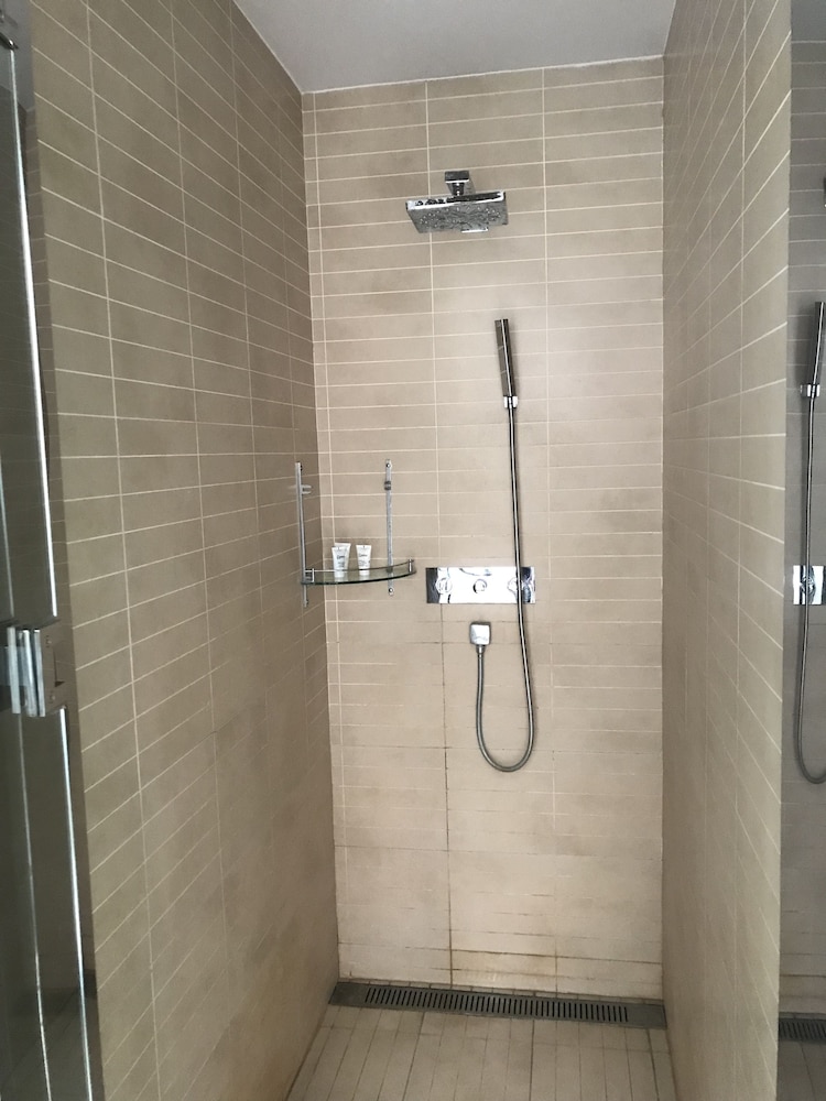 Qingdao Hengbo Hotel 27/29