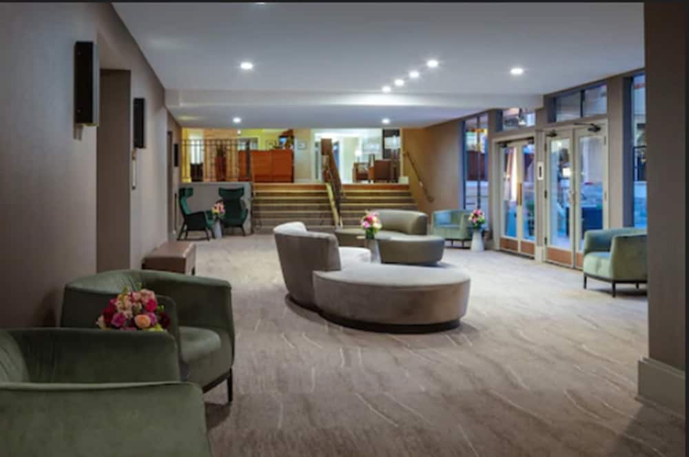 Toll House Hotel Los Gatos, Tapestry Collection by Hilton 30/50