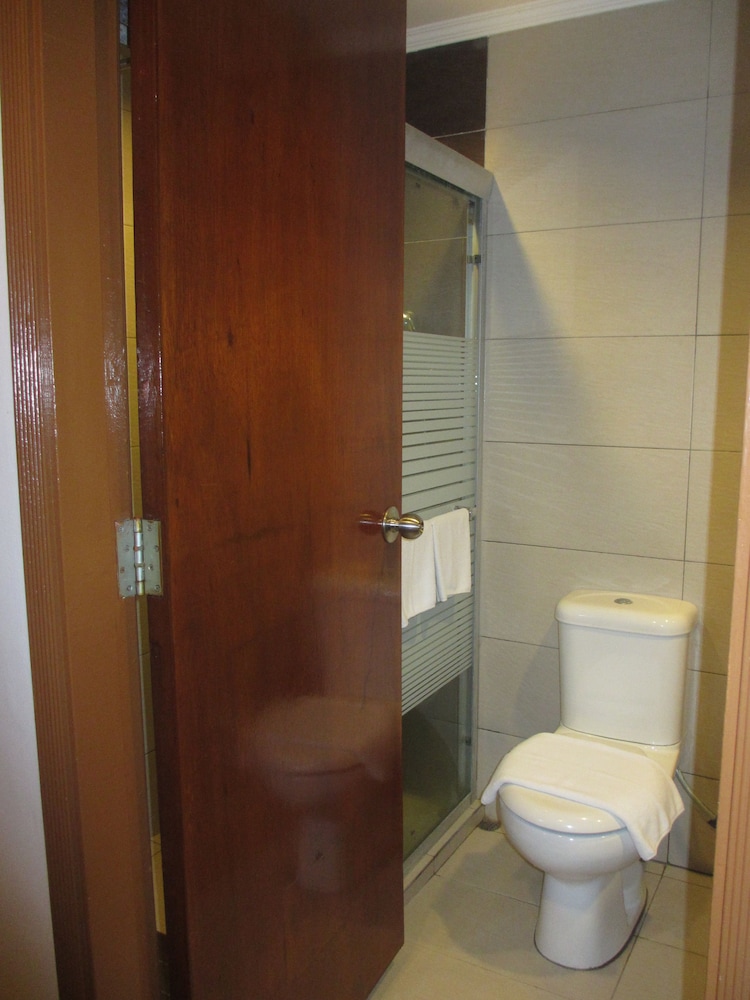 Sanbay Hotel 43/46