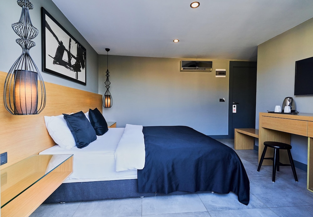 STANDARD, DOUBLE BED