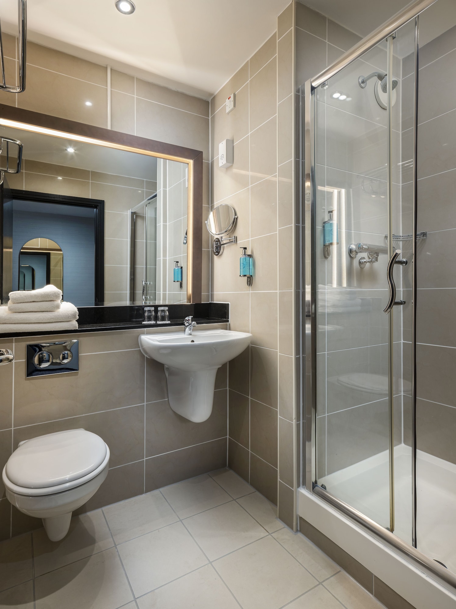 Room at Academy Plaza Hotel, DUBLIN