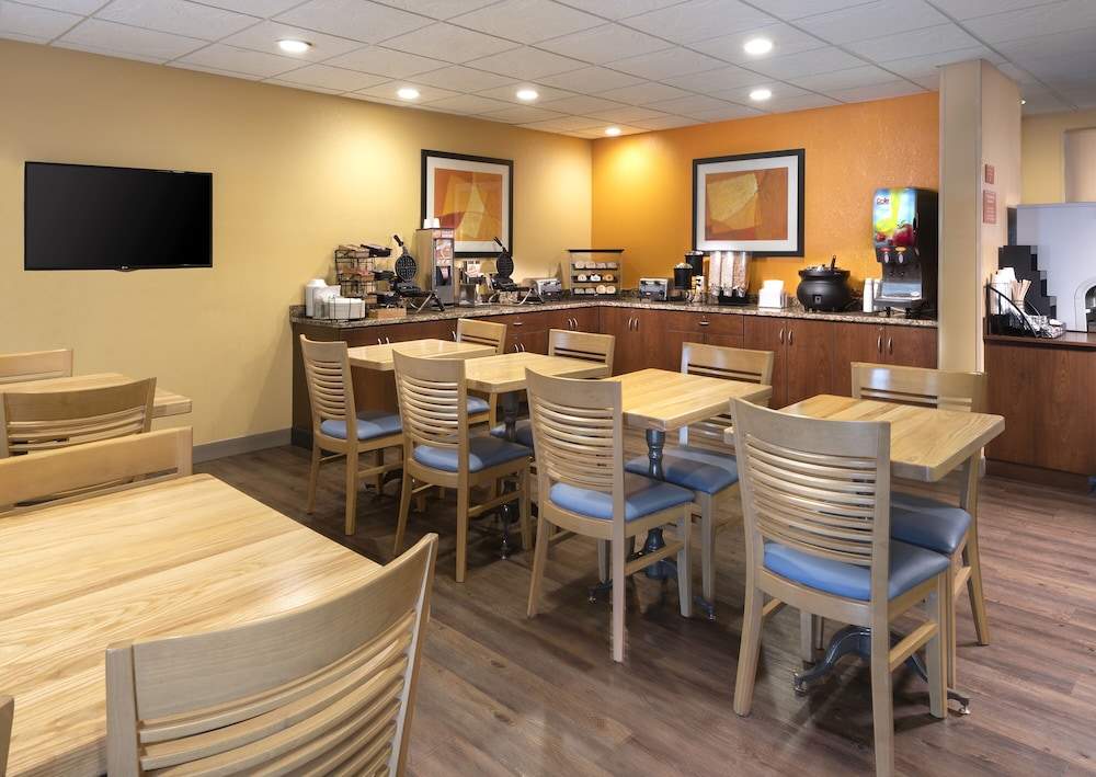 The Brook at Turning Stone Resort Casino 25/29