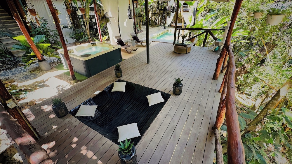 Canaima Chill House 43/50