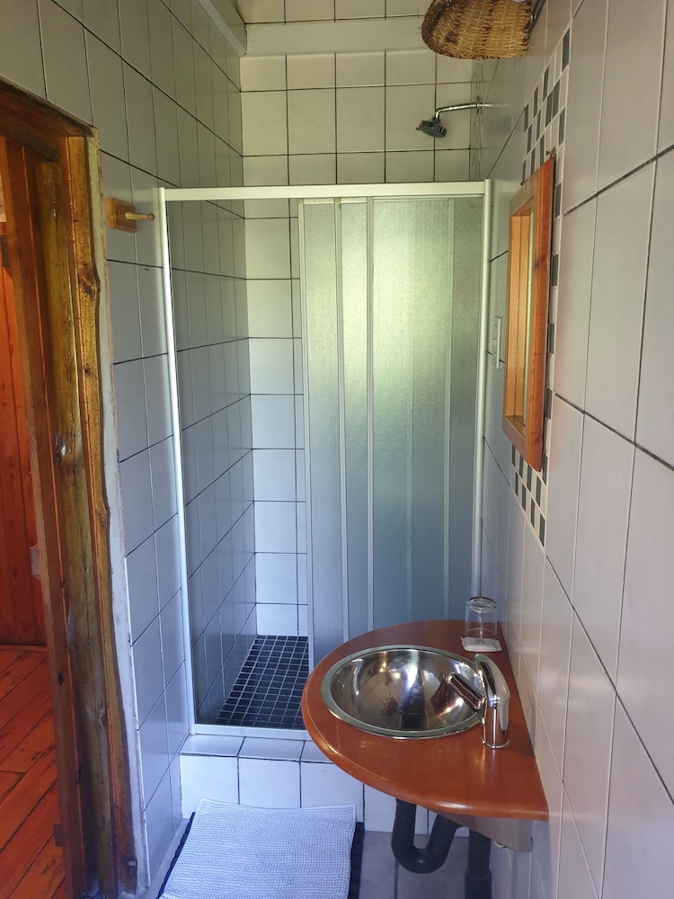 Marrob Lodge 33/34