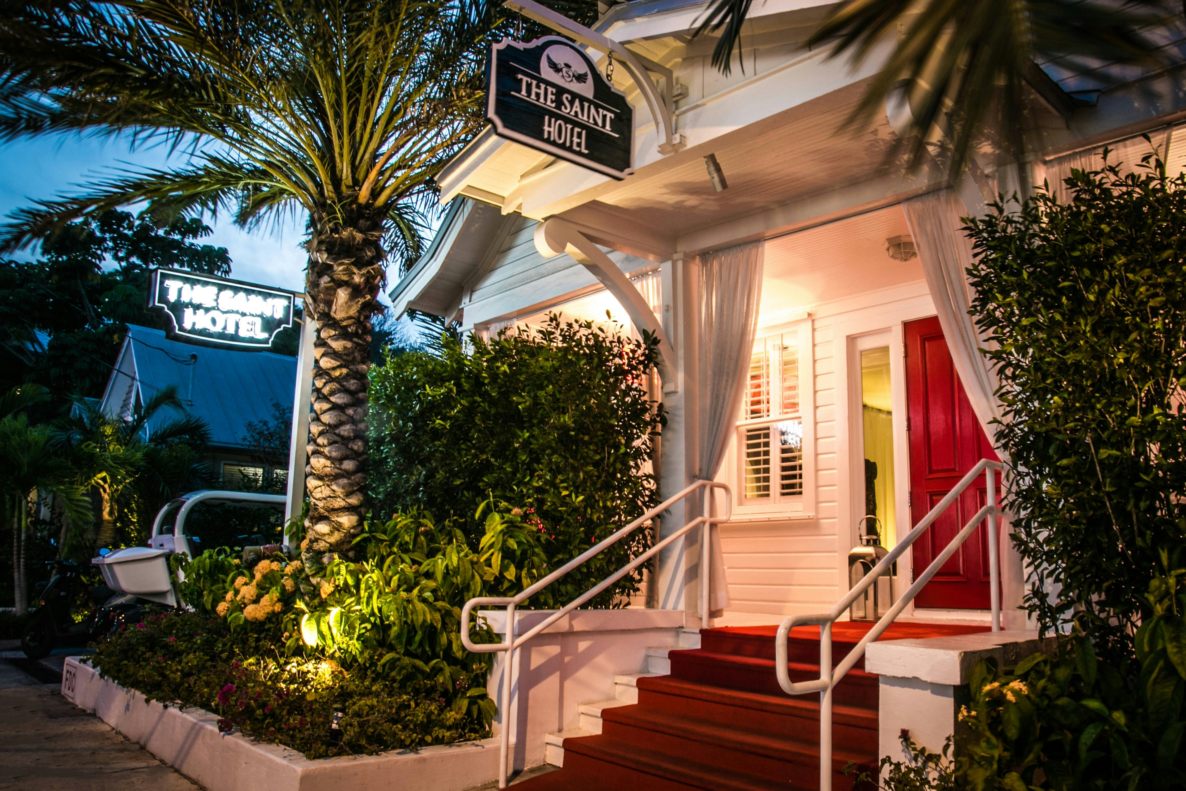 The Saint Hotel Key West Autograph Collection 1/8