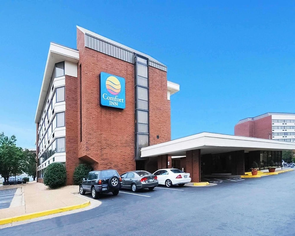 Comfort Inn Springfield 2/29