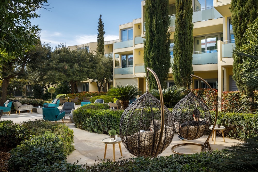 Valamar Argosy Hotel 49/50