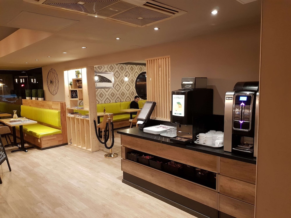 Lobby at Eurohotel Airport Orly Rungis, FRESNES
