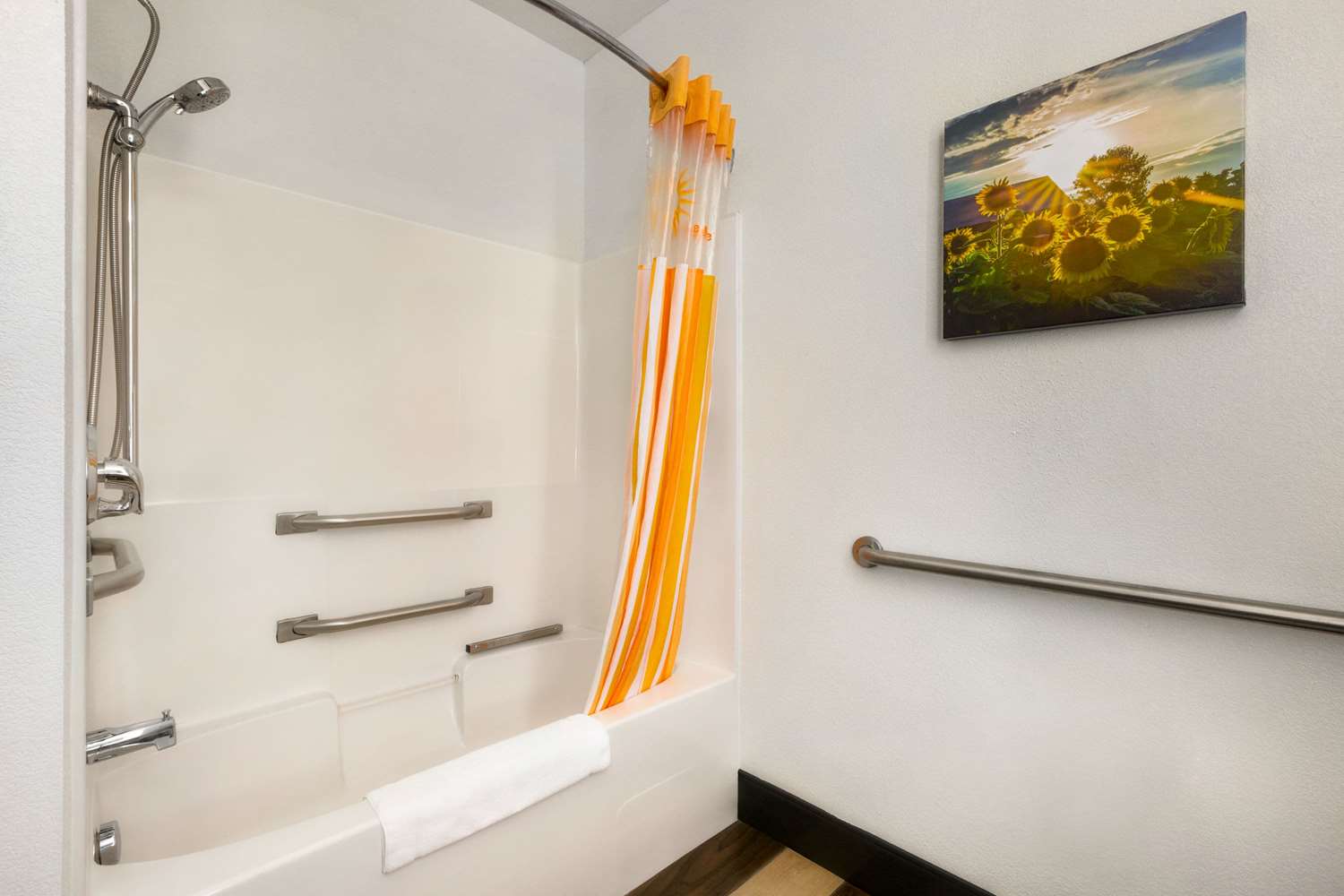 La Quinta Inn & Suites by Wyndham Dublin 67/67