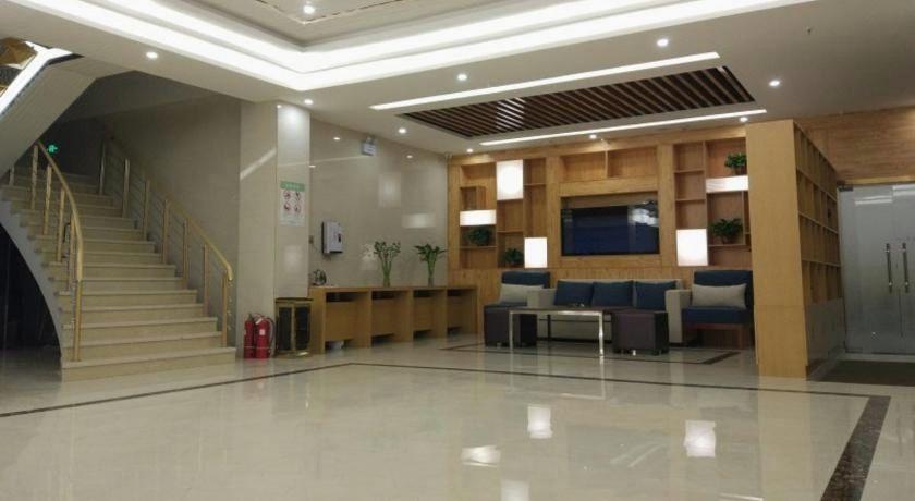 GreenTree Inn Jinzhong Yuci District North Huitong Road Express Hotel 43/53