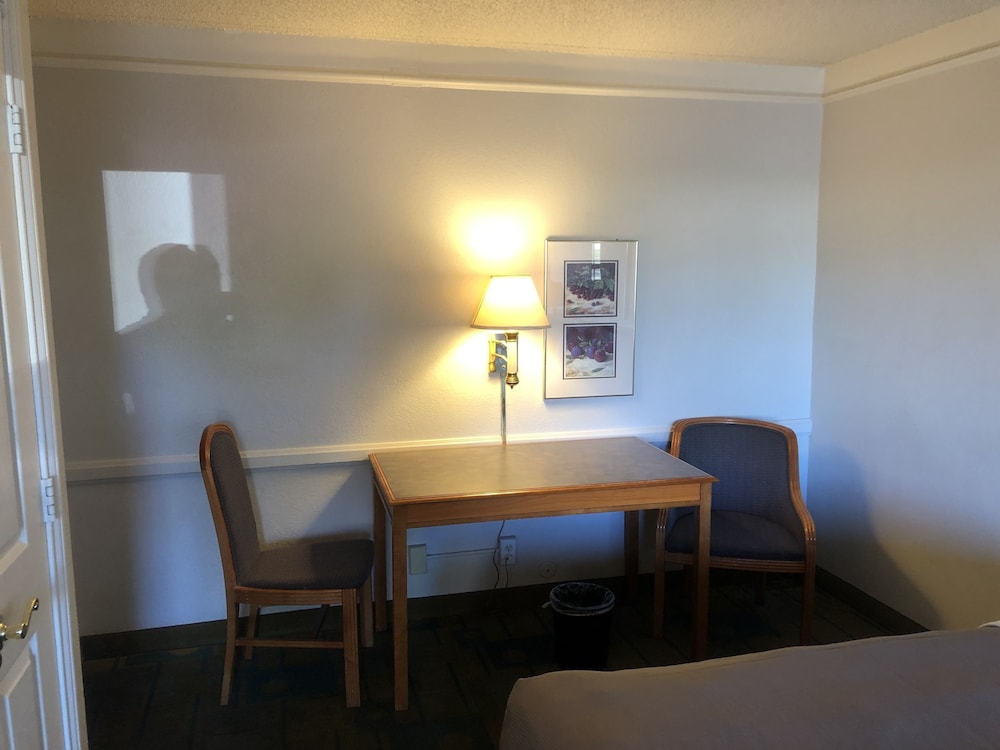 Aurora Denver 23/27