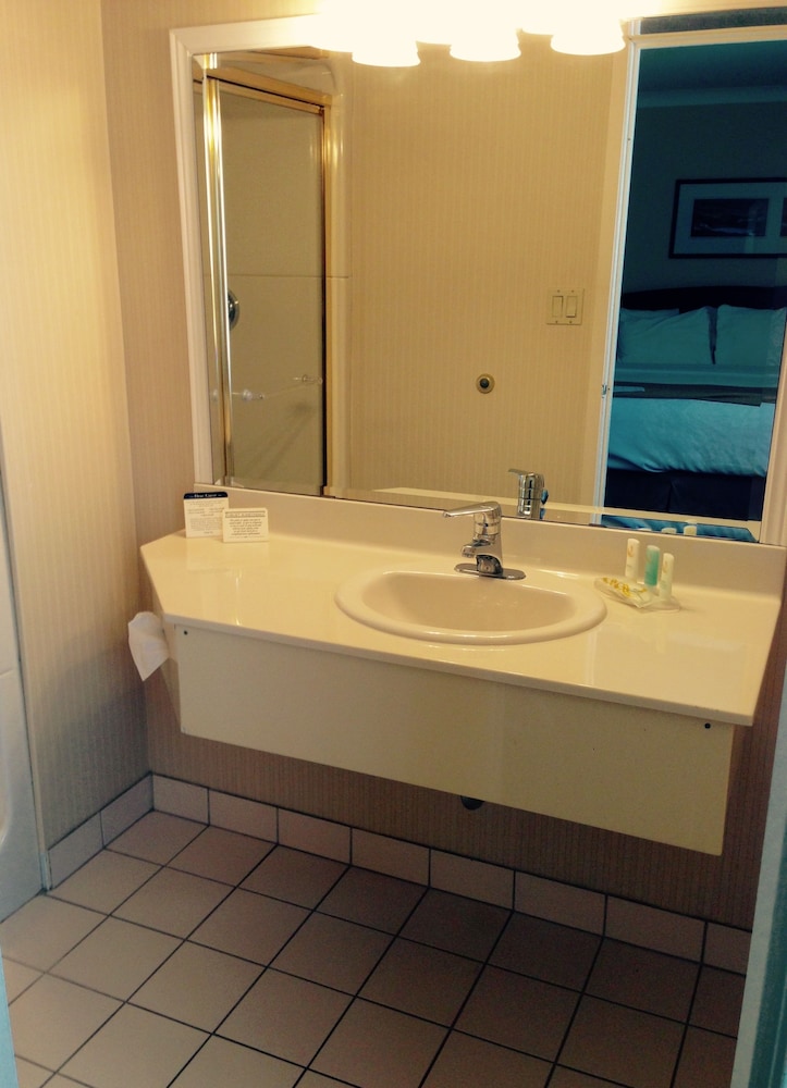 Quality Inn & Suites Garden Of The Gulf 19/46