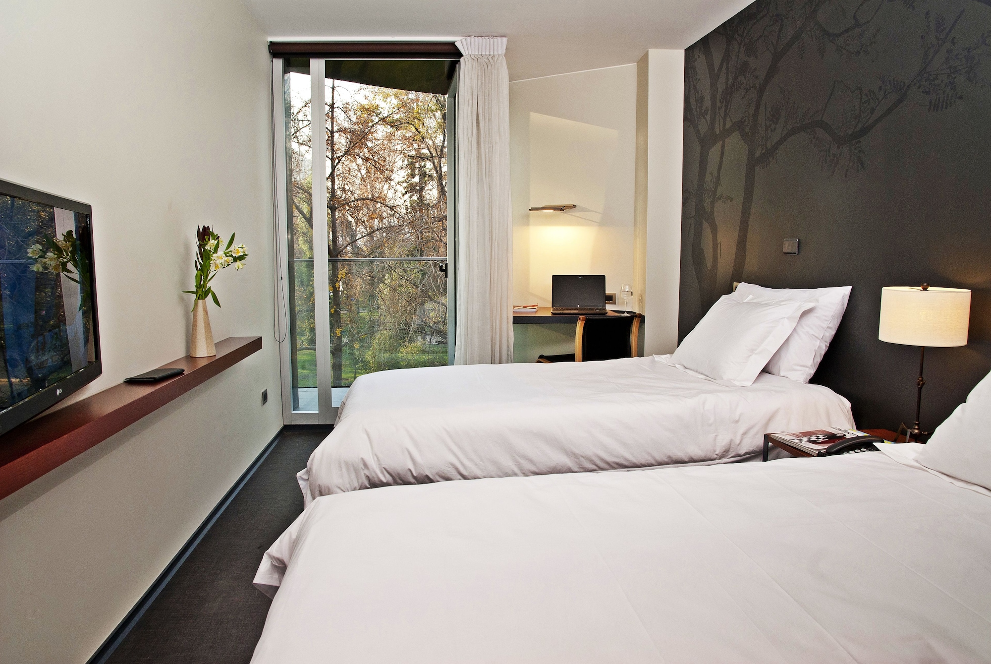 SUPERIOR, DOUBLE BED