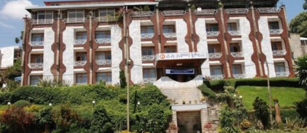 Ras Amba Hotel 6/50
