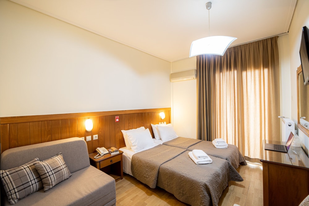 Philippos Hotel 20/63