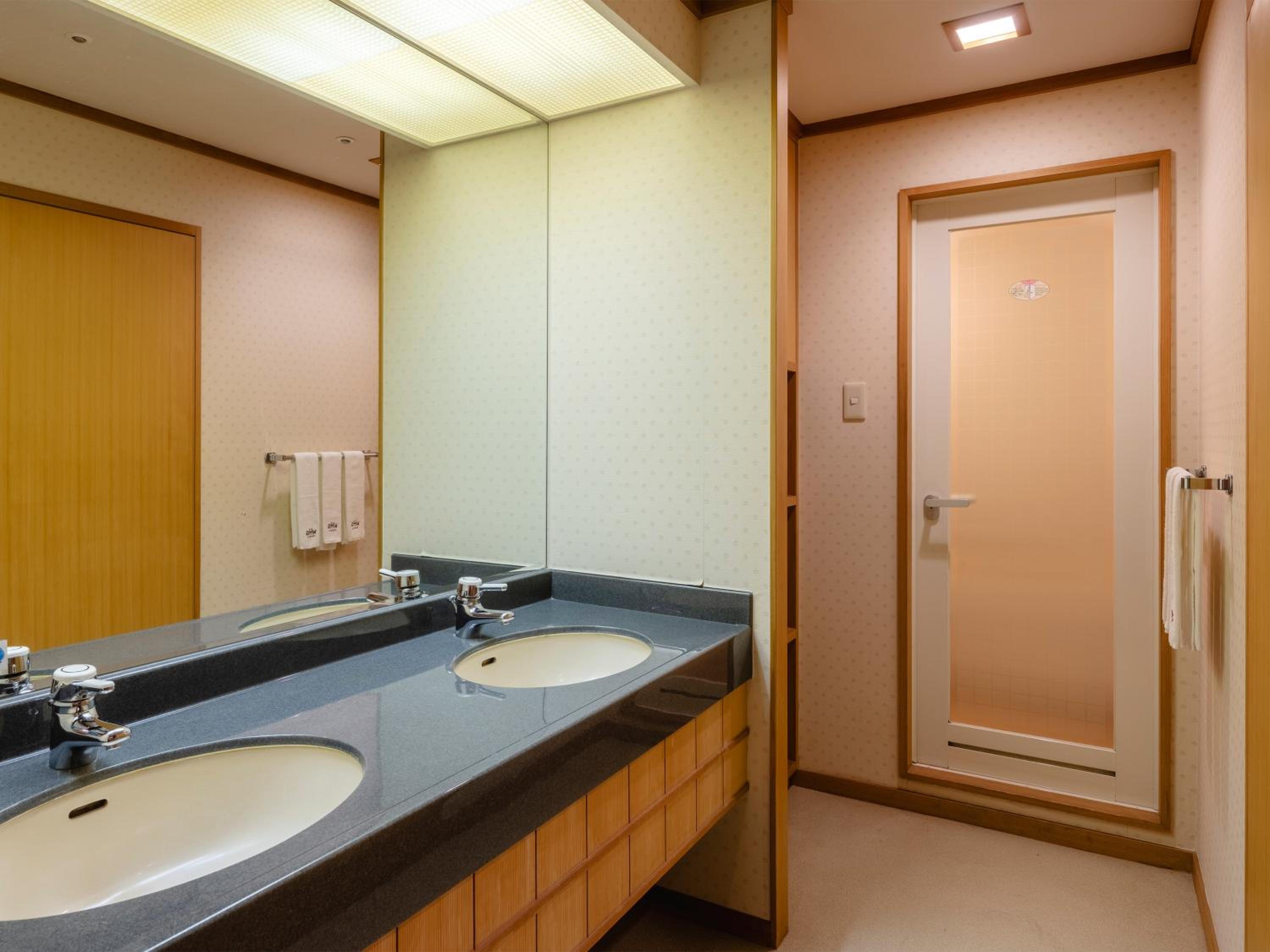 Tsubame-sanjo Washington Hotel 53/56