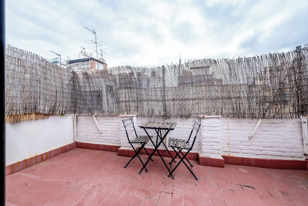 Ainb Picasso Corders Apartments 40/58