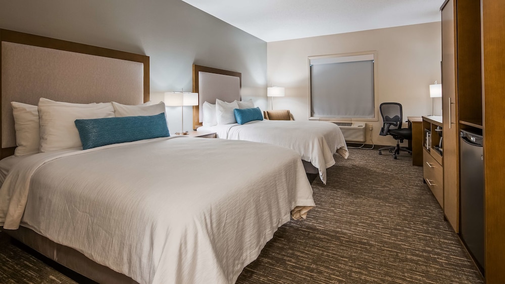Best Western Plus Hudson I-94 6/28