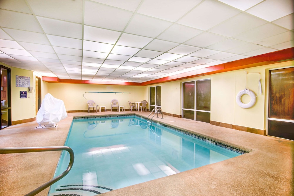 Comfort Inn And Suites Macon 19/40