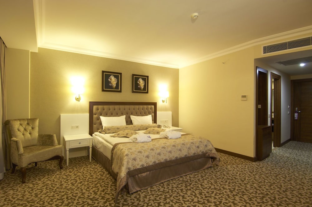 Safran Thermal Resort 6/50